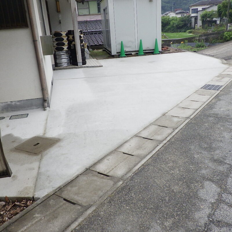 高梁市　S様邸　舗装工事